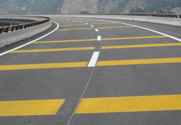 冬天道路标线进行施工，应该注意这些事项！