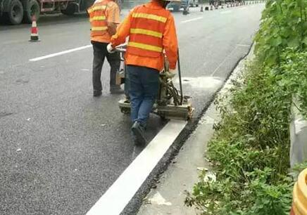小知识：污香蕉视频在线观看有底漆和固化剂吗？